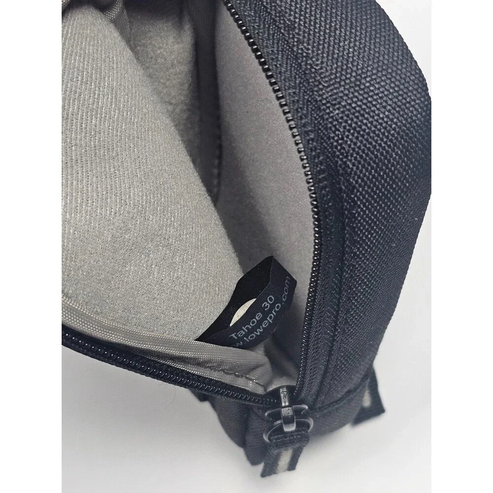 Lowepro Tahoe 30 Digital Camera Blue Black Zipper Case